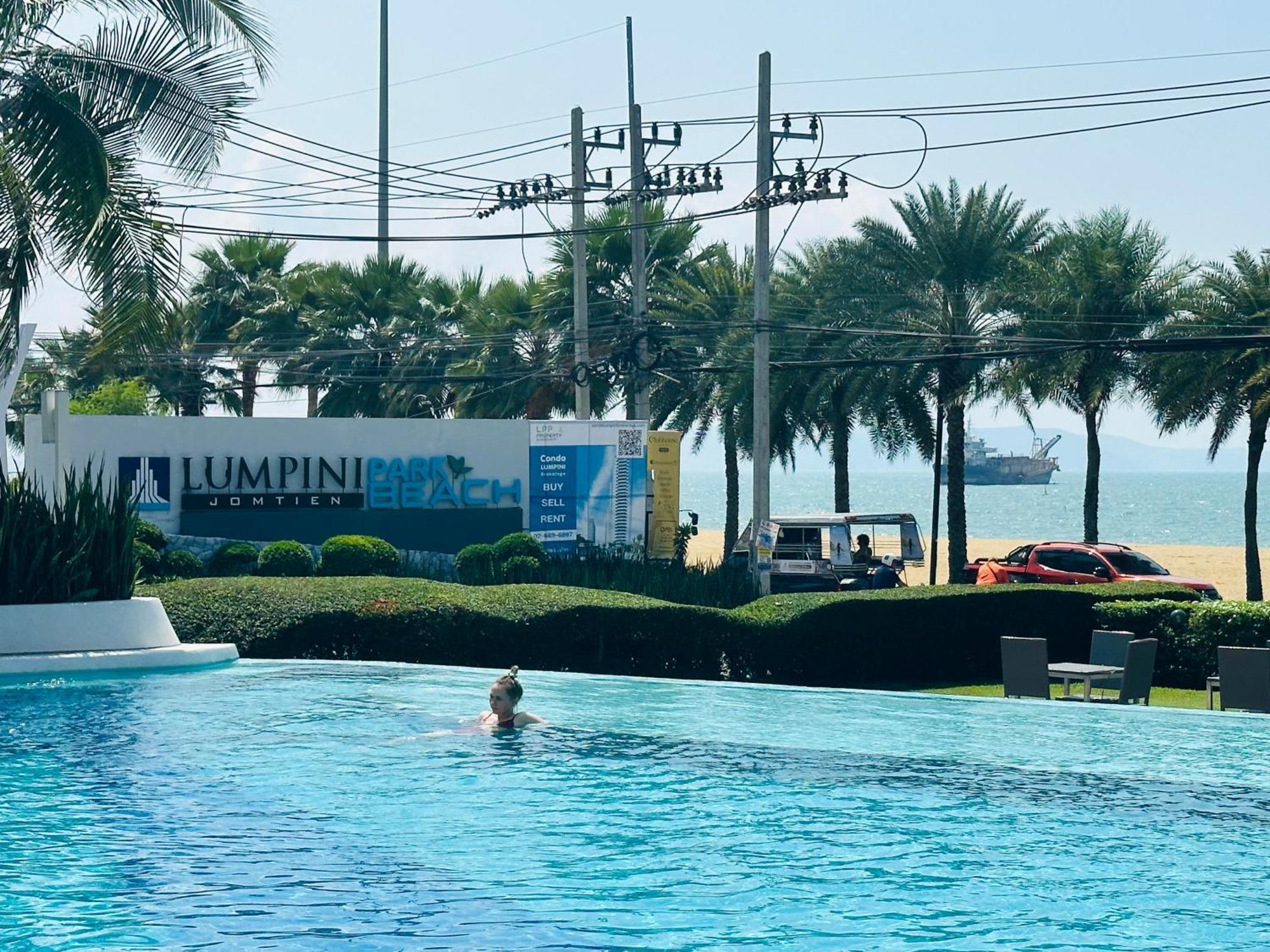 Seaview Beach Room Lumpini-Pool And Gym Face To Ocean Pantai Jomtien Luaran gambar