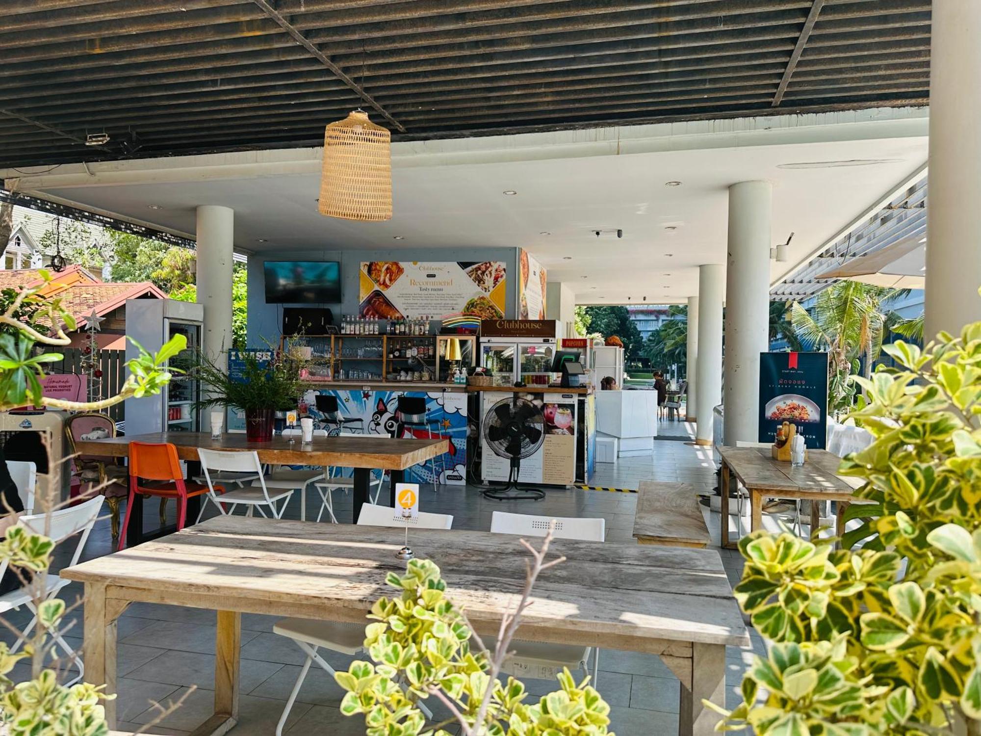 Seaview Beach Room Lumpini-Pool And Gym Face To Ocean Pantai Jomtien Luaran gambar