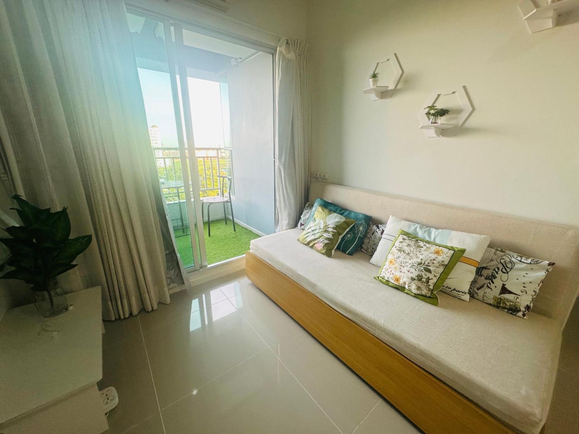 Seaview Beach Room Lumpini-Pool And Gym Face To Ocean Pantai Jomtien Luaran gambar
